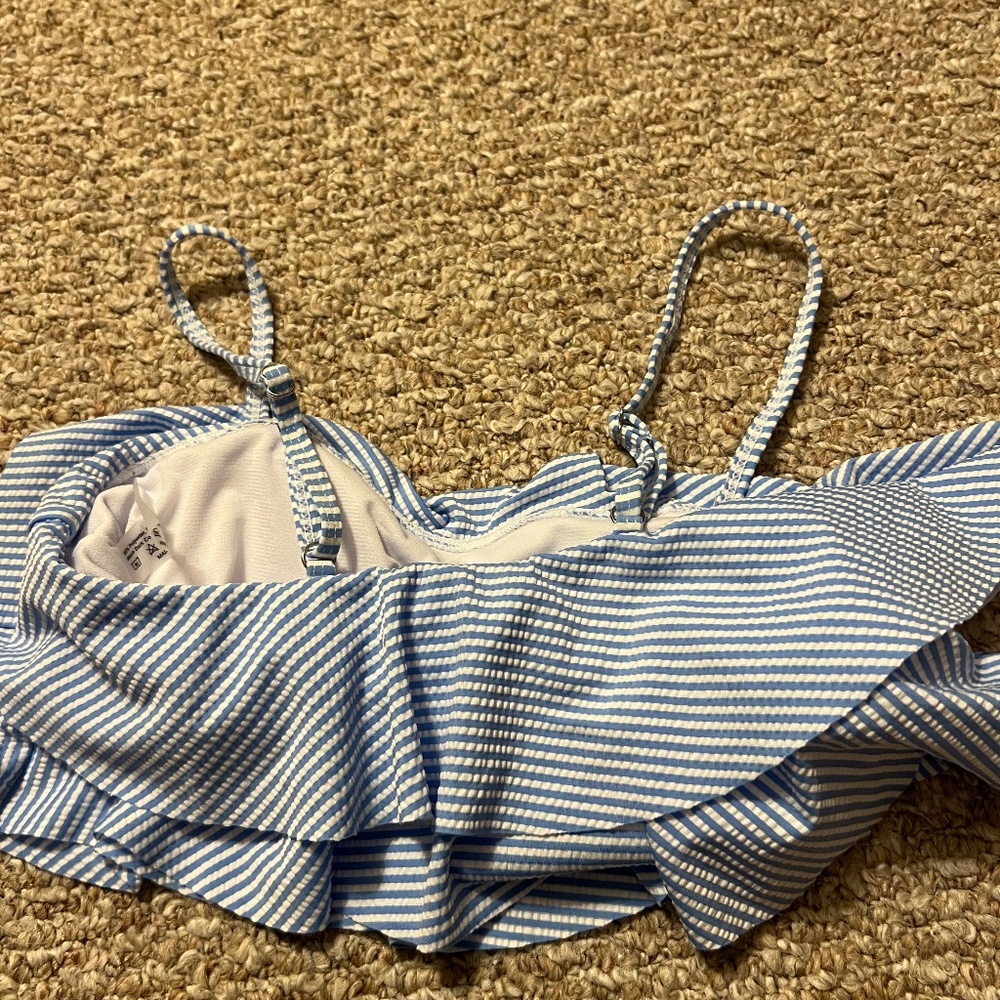 Bikini - Picture 5 of 5